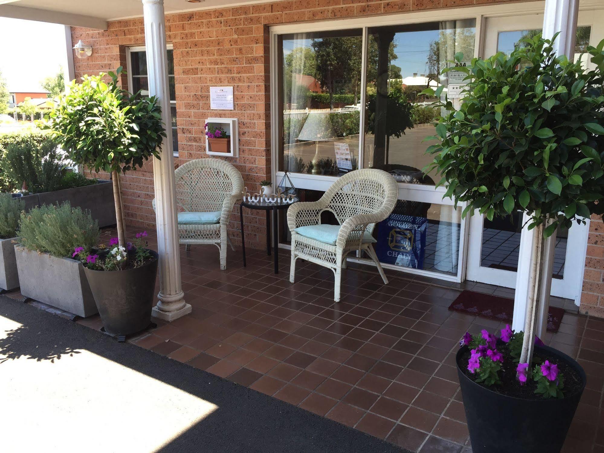 Bluegum Dubbo (Adults Only)モーテル エクステリア 写真