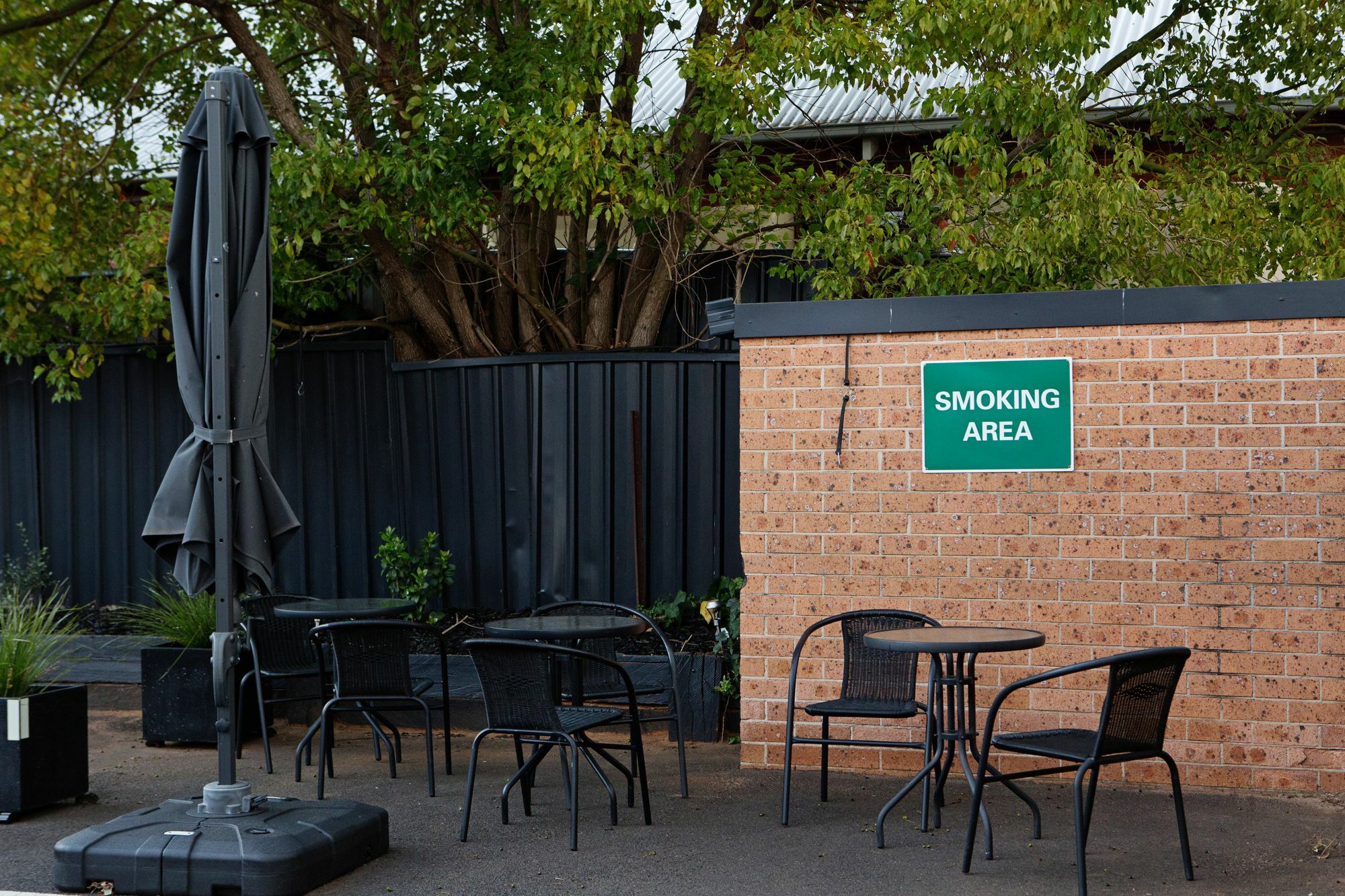 Bluegum Dubbo (Adults Only)モーテル エクステリア 写真